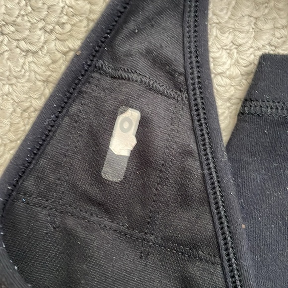 Lululemon deep v tank black with black and grey stripes - Picture 4 of 8